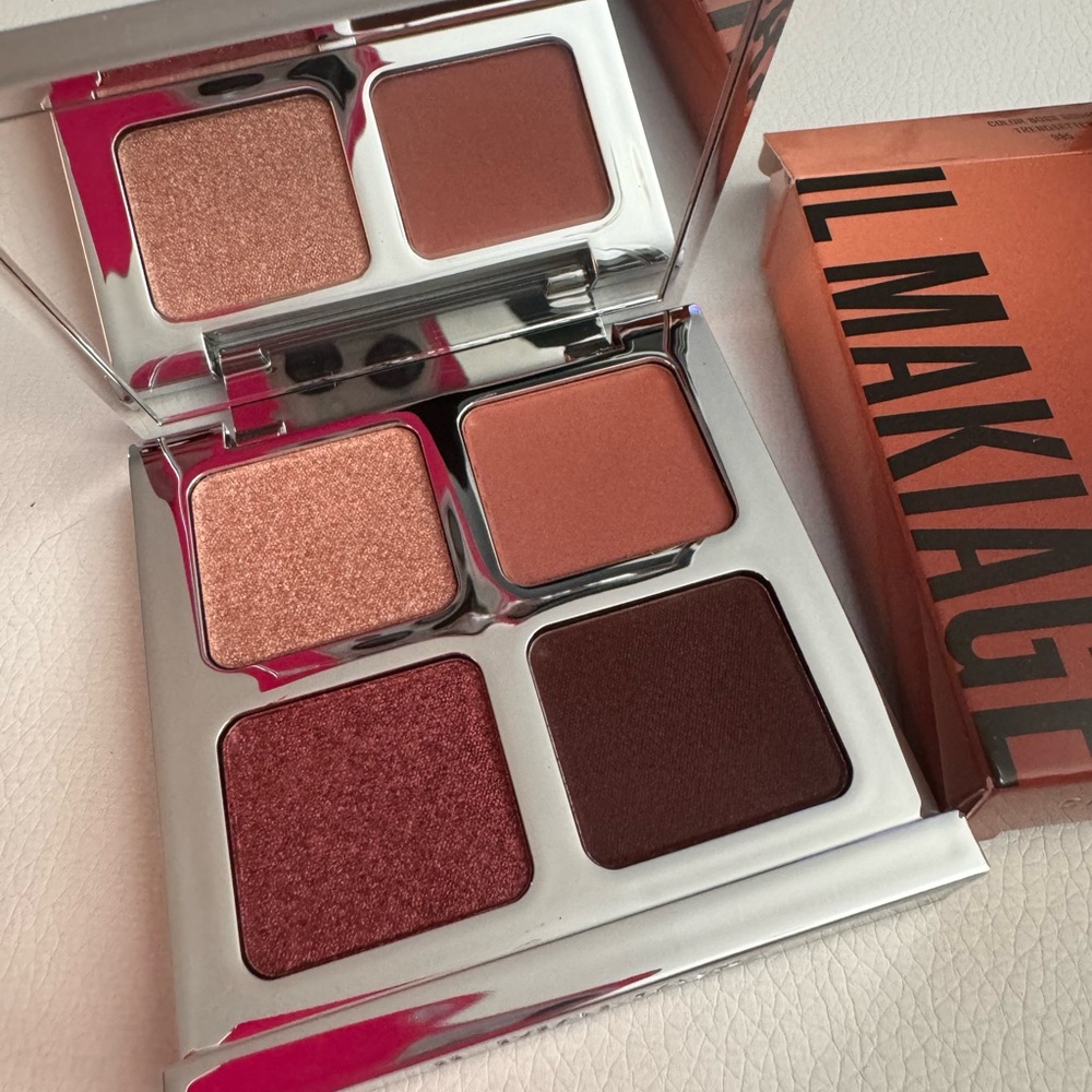 IL MAKIAGE boss squad Trendsetter eye palette